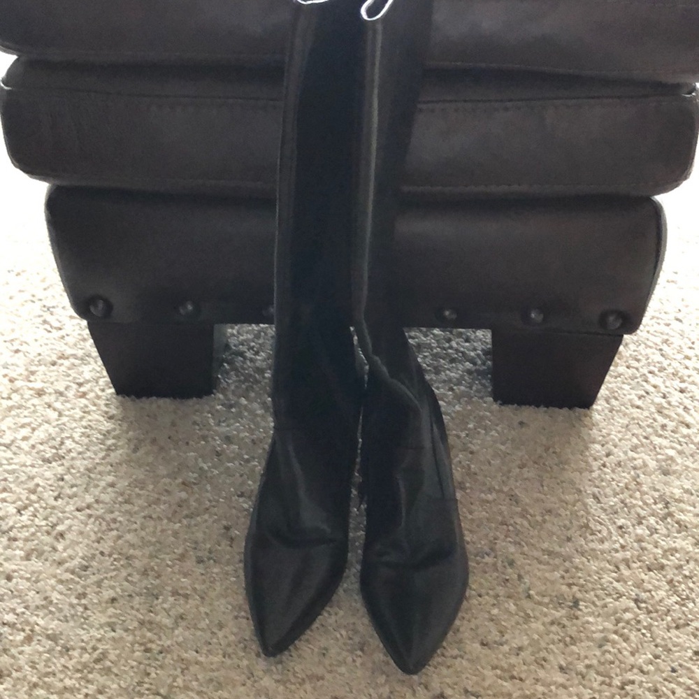 Via Spiga women's leather boots.